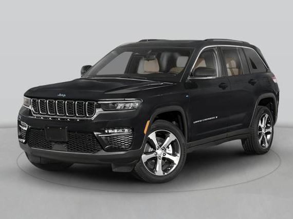 JEEP GRAND CHEROKEE 2024 1C4RJYB64RC171009 image